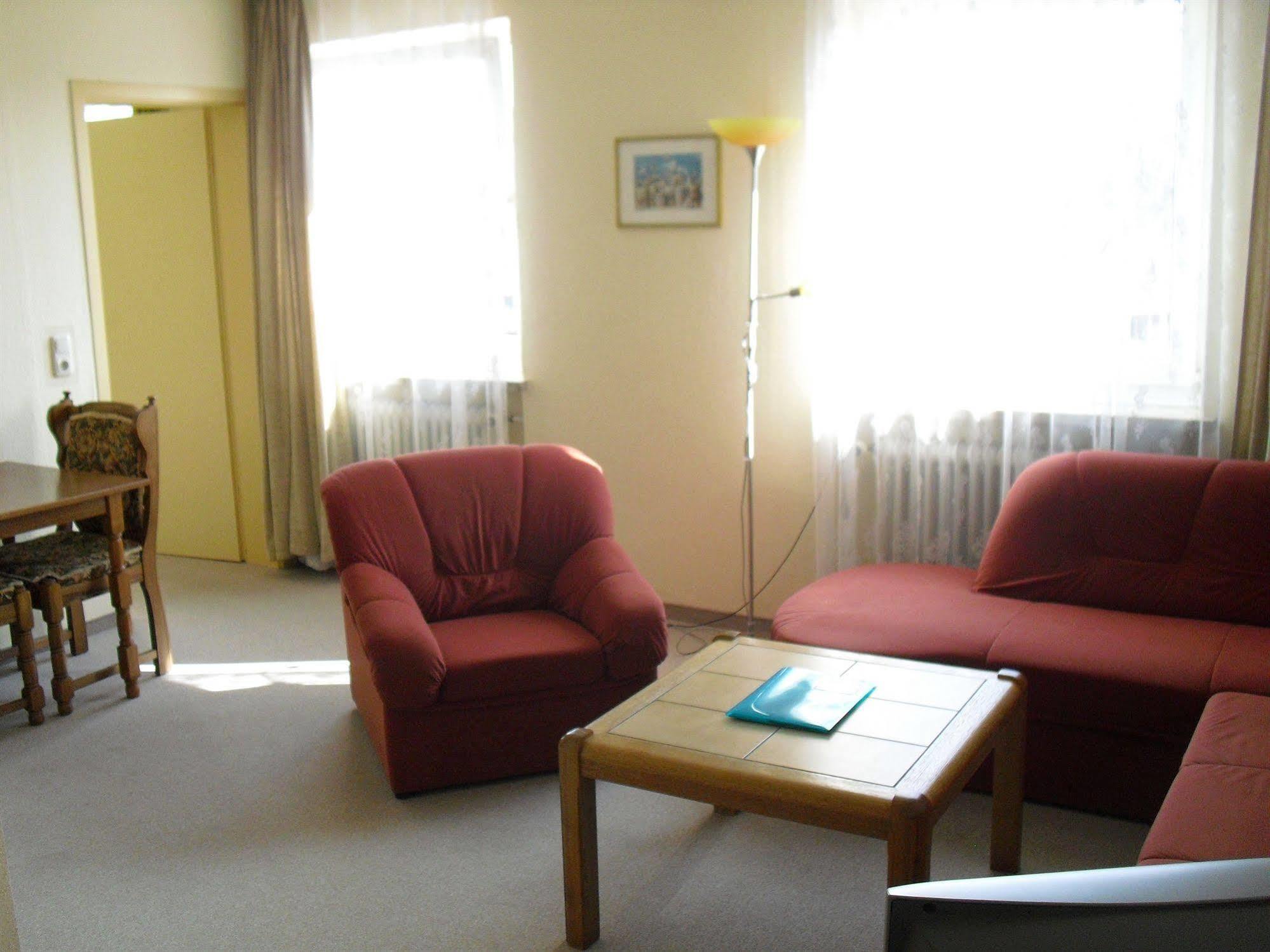 Hotel Simon Ґаутінґ Екстер'єр фото
